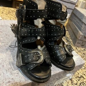 Freebird Violet size 10